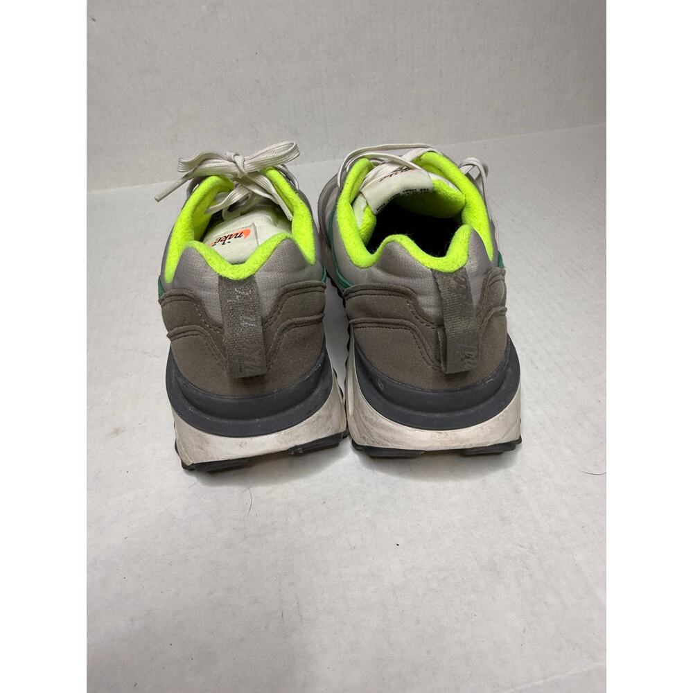Nike Air Max Sneakers | Grey Green Neon | Cushioned | Mens - Picture 6 of 9